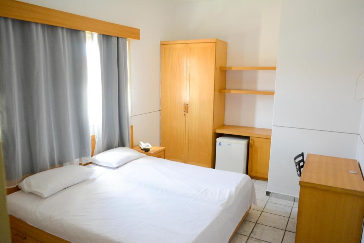 Hotel Villa Real Sobral Εξωτερικό φωτογραφία